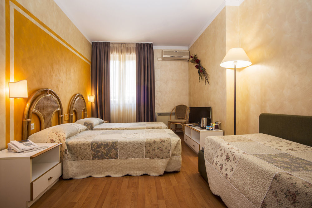 Hotel Le Pageot Aosta Exterior foto